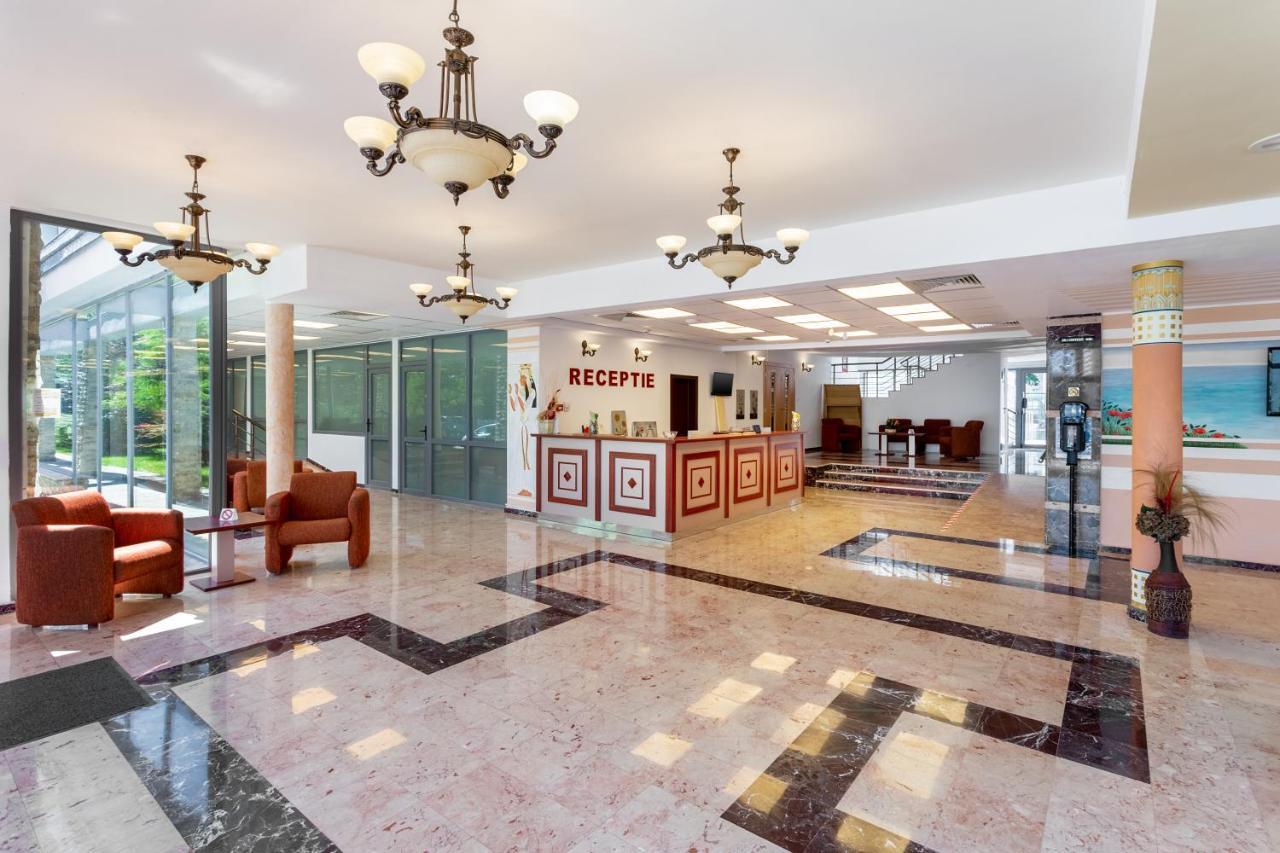 Hotel Cleopatra Saturn Esterno foto