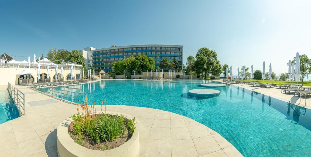 Hotel Cleopatra Saturn Esterno foto